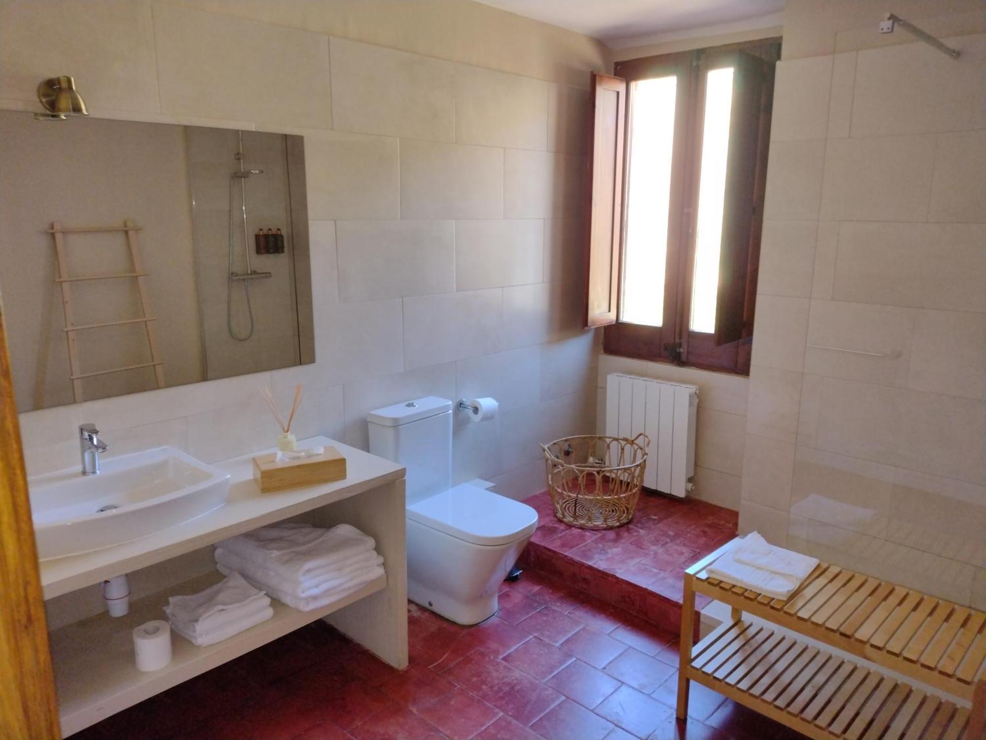 Hostal De Bianya La Vall de Bianya Ngoại thất bức ảnh
