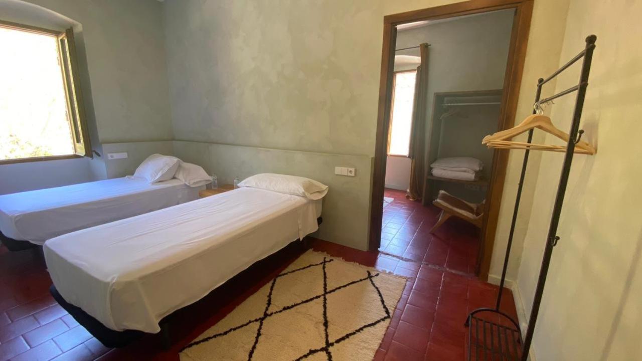 Hostal De Bianya La Vall de Bianya Ngoại thất bức ảnh